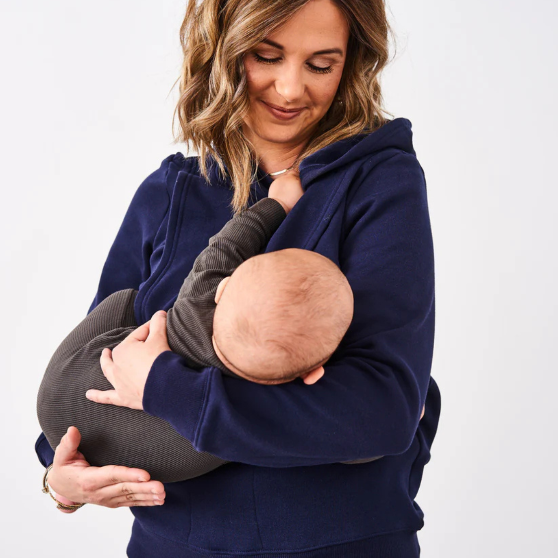 MomEase™ - Breastfeeding Clothes